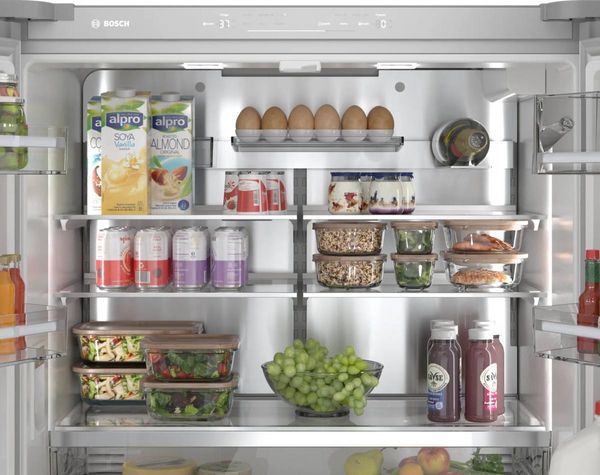 Inside a Bosch 800 Series 36 in. 20.5 Cu. Ft. Arctic White Counter Depth French Door Refrigerator