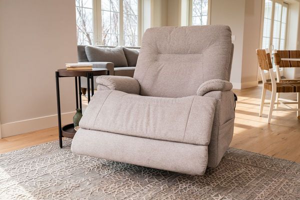 Flexsteel Zecliner M2 Dove Power Sleep Recliner with Power Headrest and Lumbar