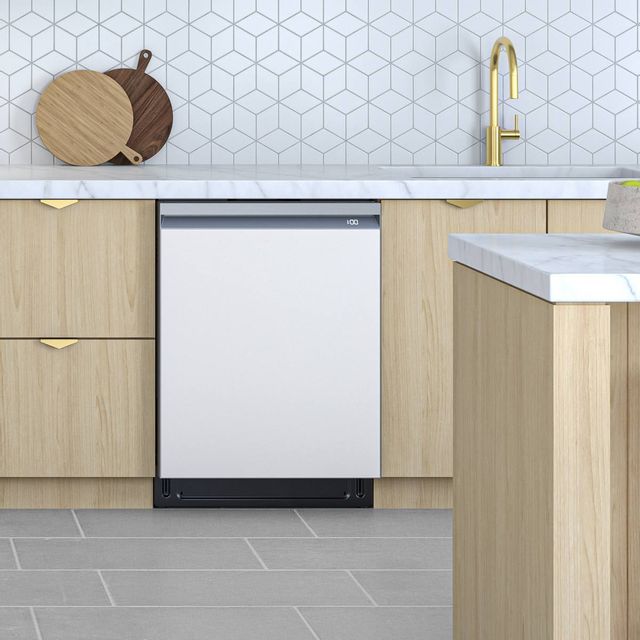 Samsung 24" White Glass Built In Dishwasher