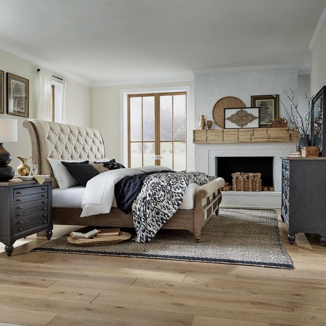 Liberty Furniture Americana Farmhouse Black/Taupe King Sleigh Bed lifestyle image