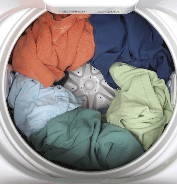 GE 2.8 Cu. Ft. White Top Load Washer