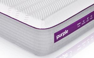 closeup of the corner of the Purple® Hybrid Premier 3 Smooth Top Full Mattress in a Box