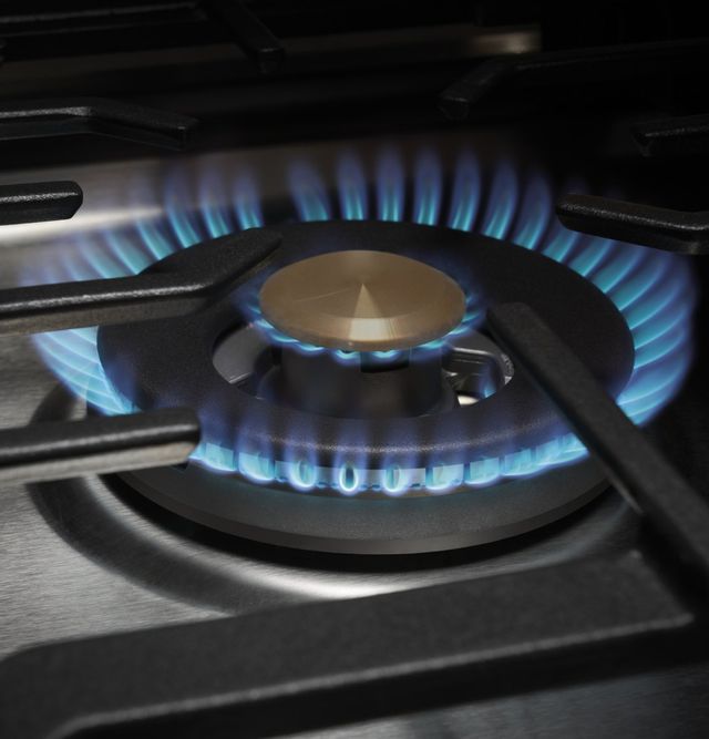 Gas cooktop flame