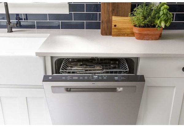 GE 24" Fingerprint Resistant Stainless Steel Built In Dishwasher